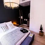 Antichambre Nocleg ze śniadaniem Nîmes