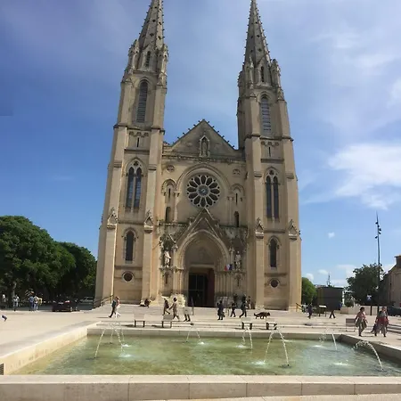 Bed & Breakfast Antichambre Nîmes