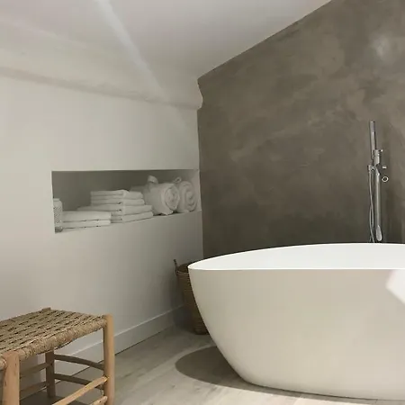 Antichambre Frühstückspension 4*